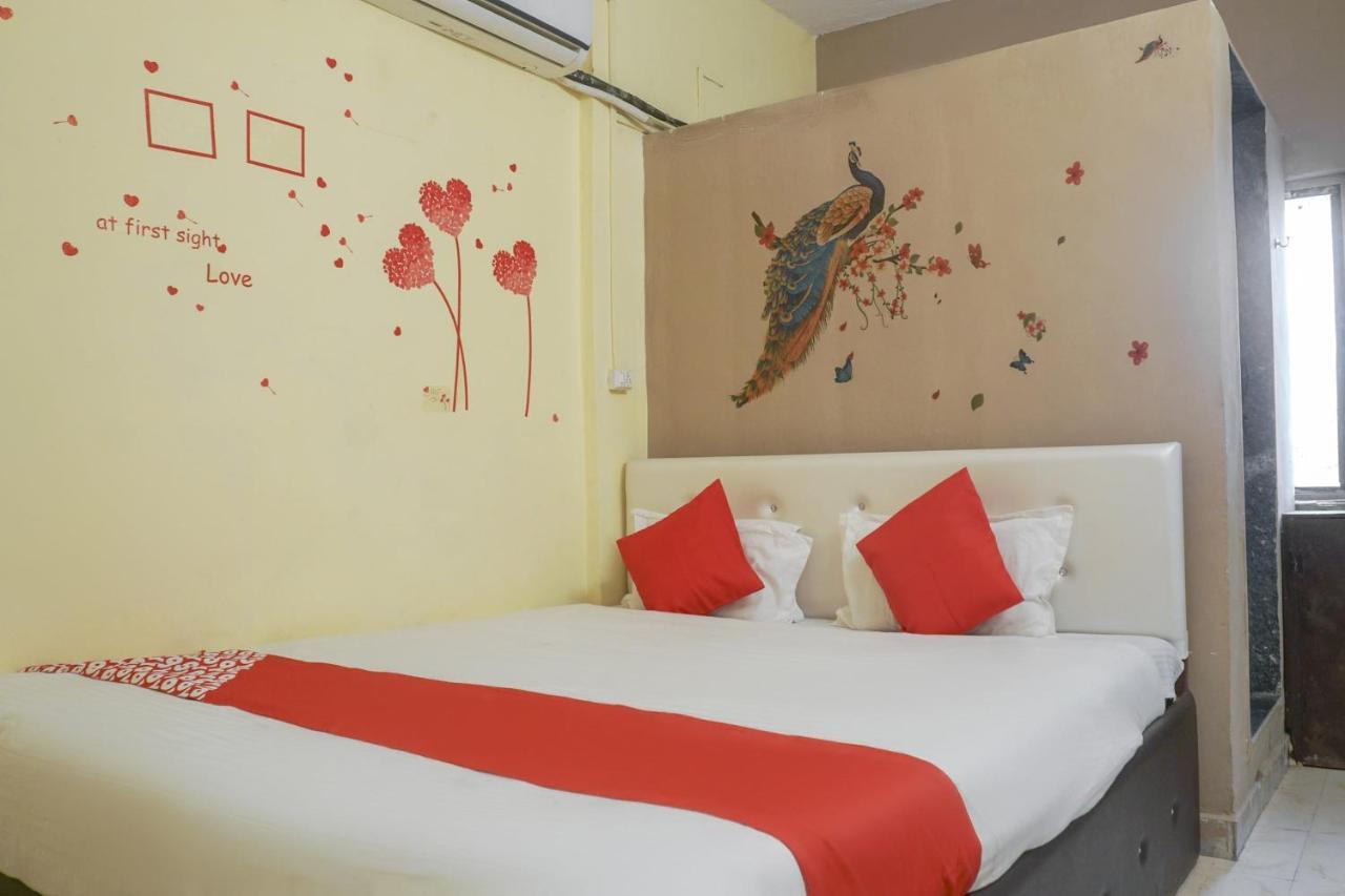 OYO 74900 R K Hotel Pimpri-Chinchwad Exterior foto