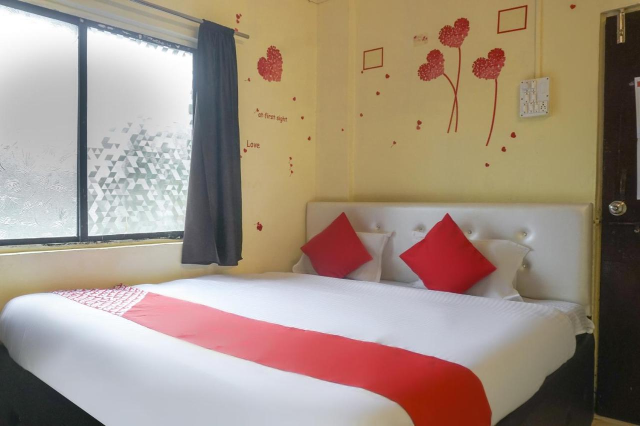 OYO 74900 R K Hotel Pimpri-Chinchwad Exterior foto